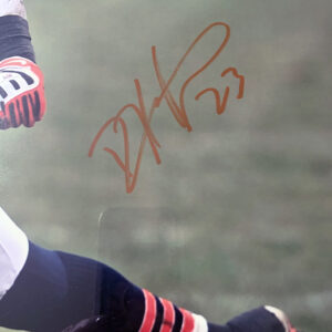 Up-Close Picture of Chicago Bears Player Devin Hester Signature on a 16x20