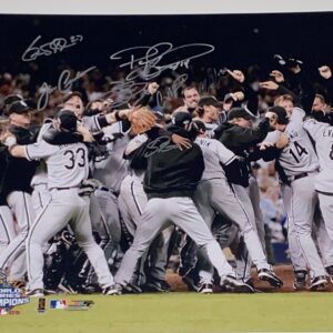 MLB Autographed Photos – The Collector's Cave